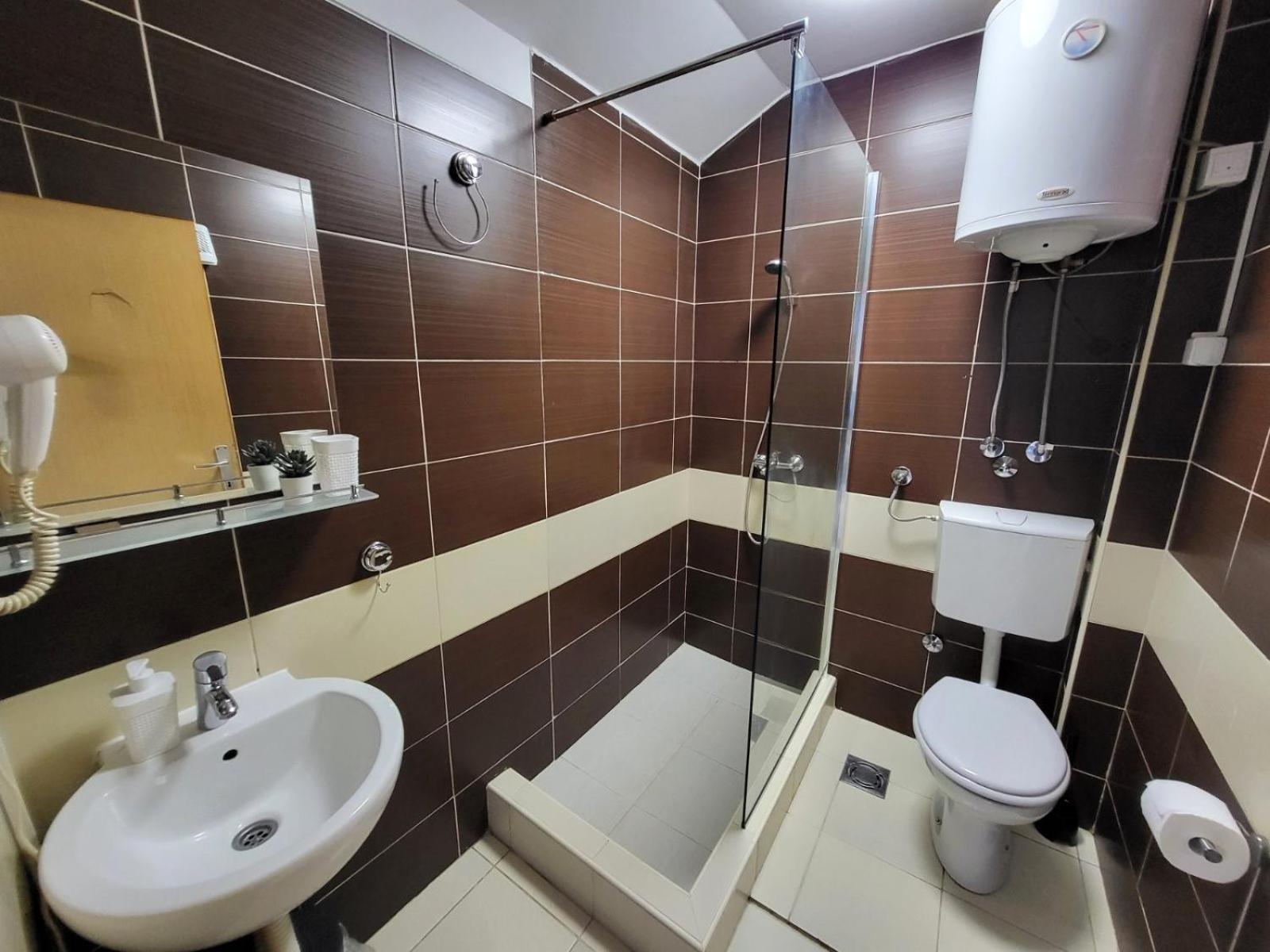 Guesthouse Ozegovic Belgrad Exteriör bild